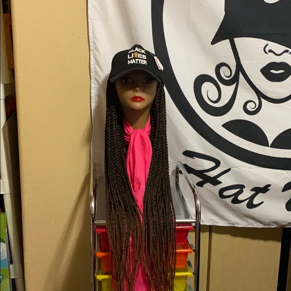 New BLM black hat 30” come in black hat as well - Picture 2 of 8